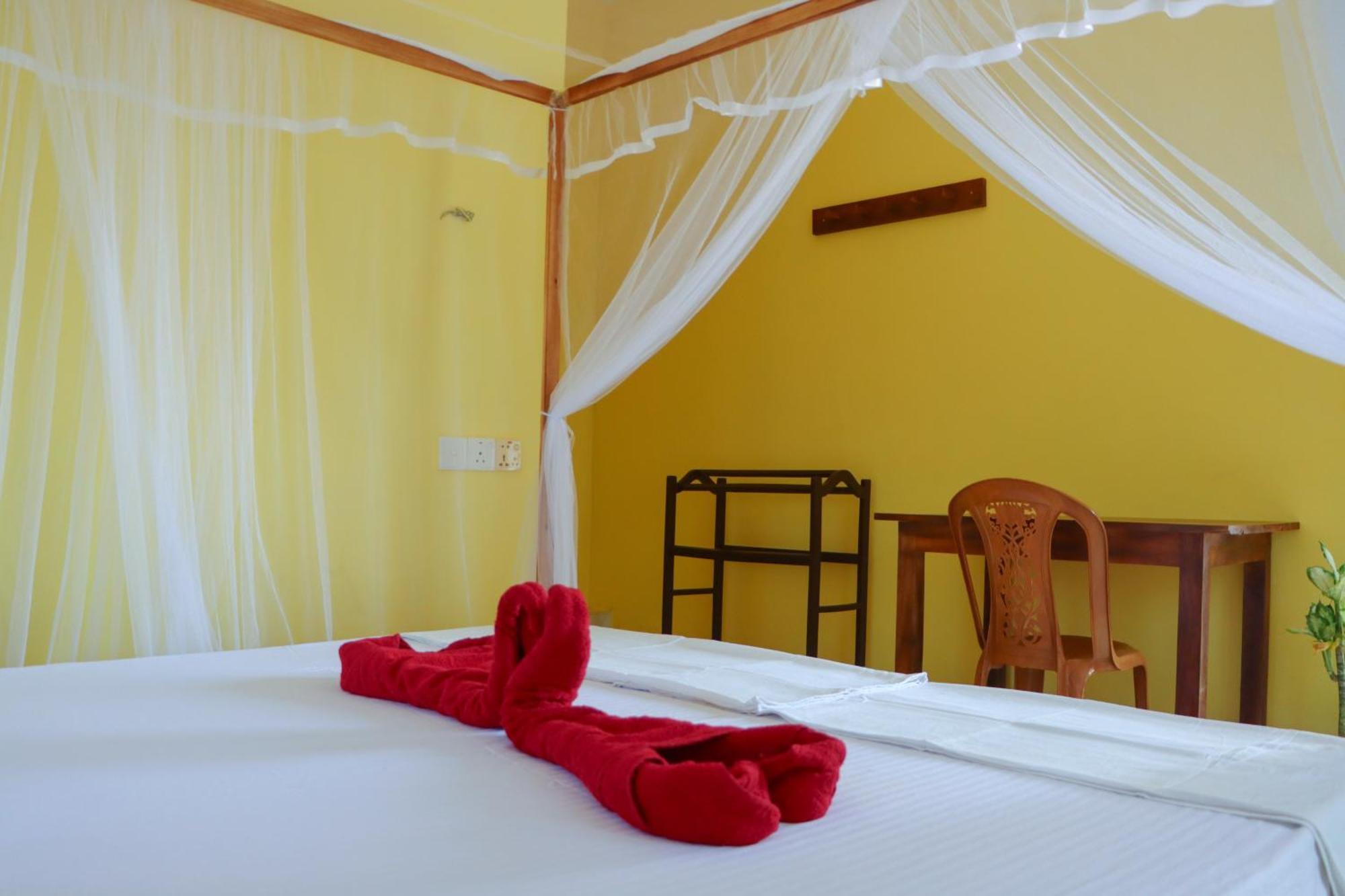 Benzai Surf Apartment Arugam Bay Exterior photo